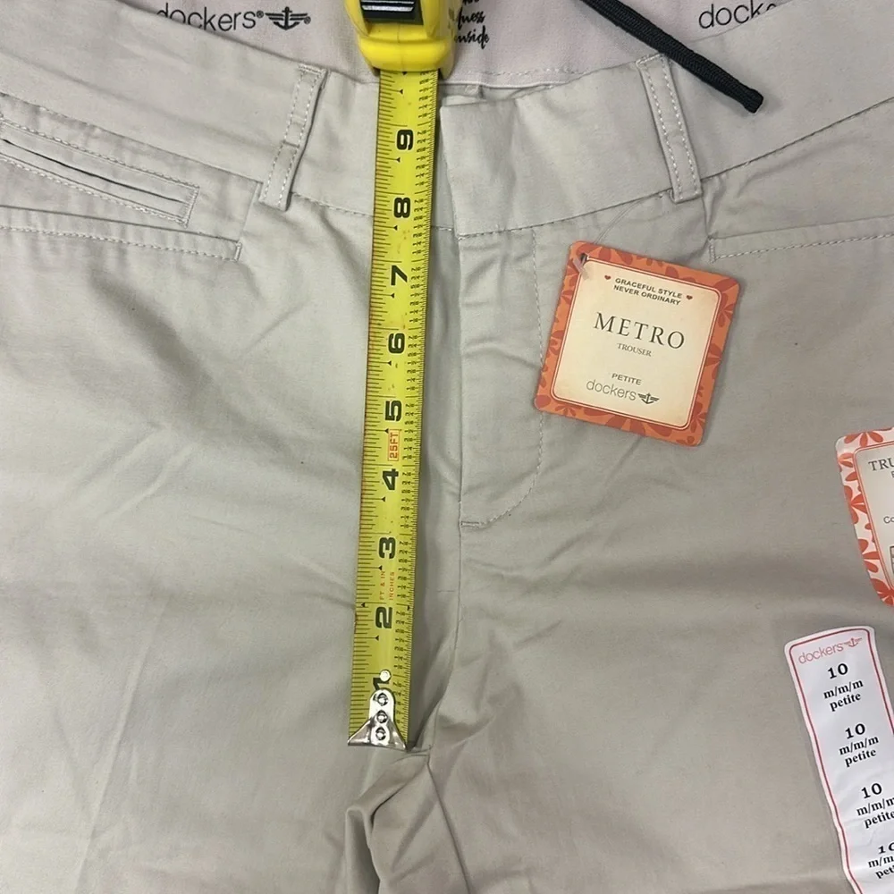 Dockers nwt doggers